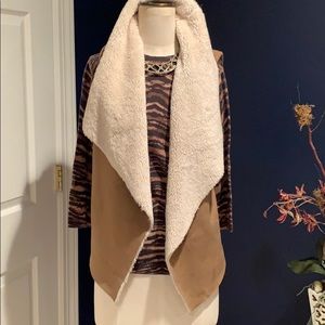 LAUREN Ralph Lauren Flyaway Vest